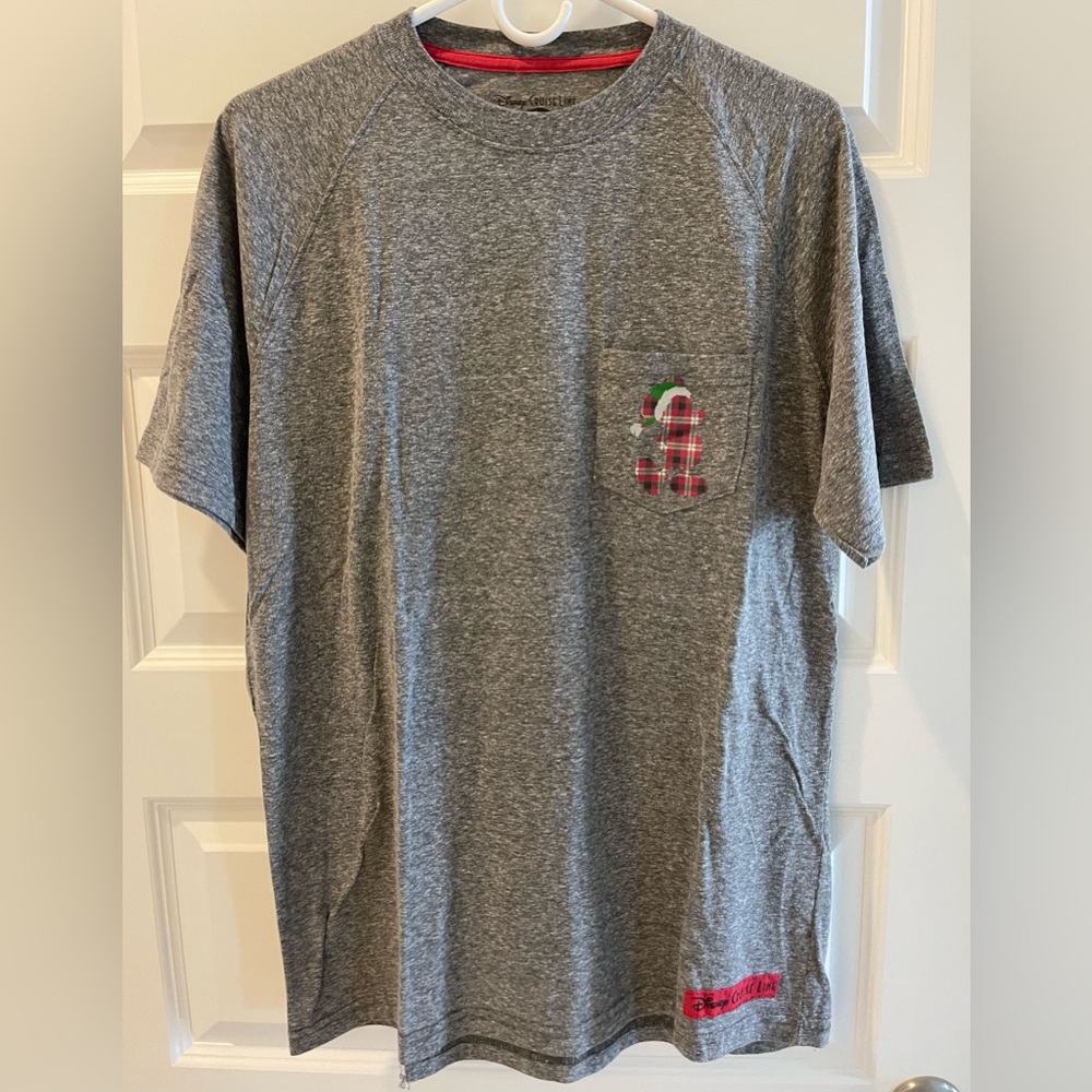 Disney Cruise Line Holiday T-Shirt Size Large EUC